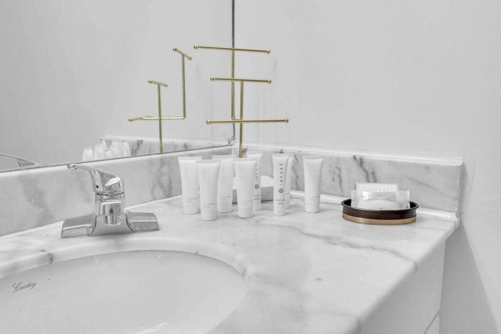 Iconic High Floor 3 Bedrooms In The Heart Of Маямі Екстер'єр фото